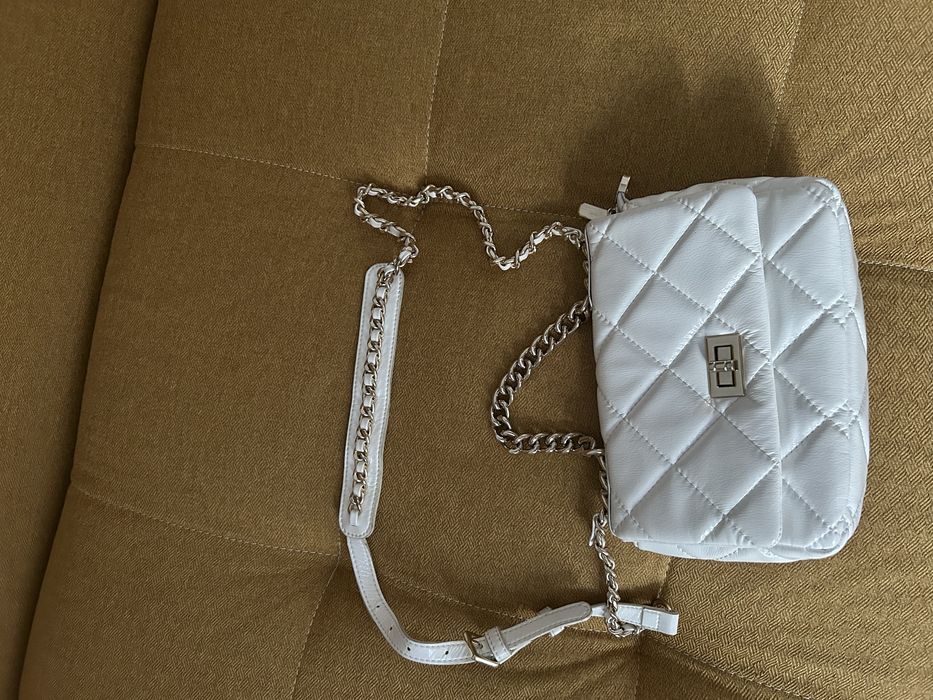 Ақ сумка, модный, сапасы өте жақсы!