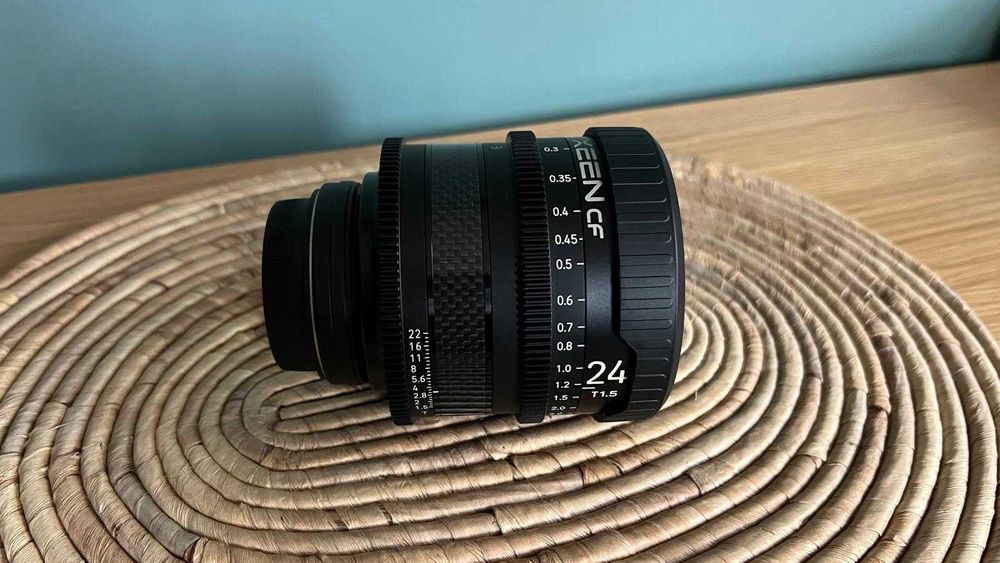 Професионален кино-обектив Xeen CF 24mm T1.5 (Canon EF)