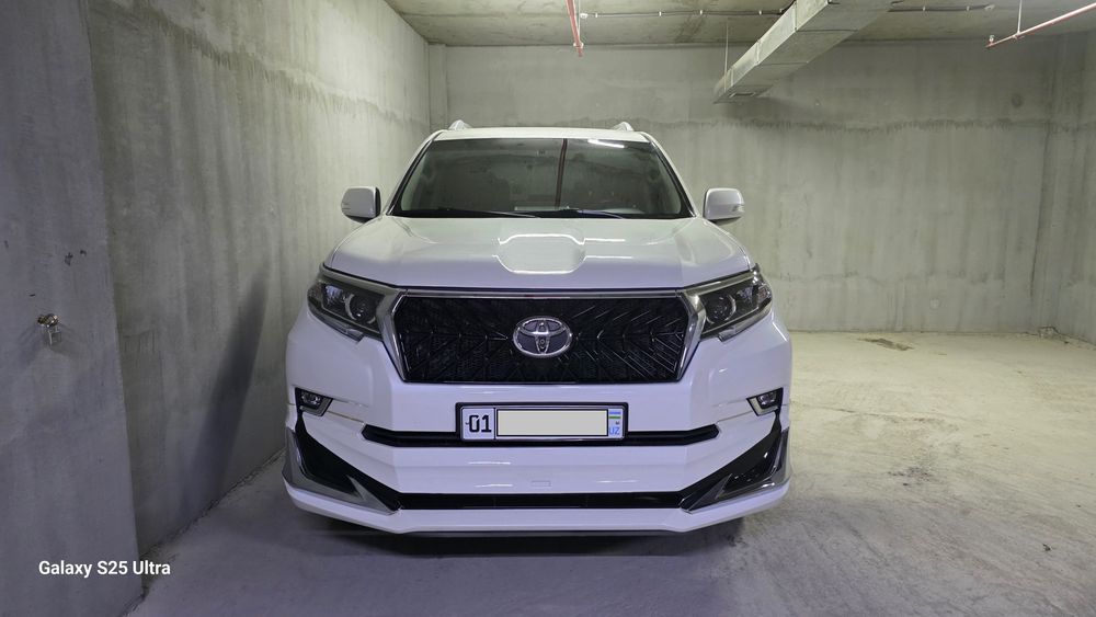 Продается машина Toyota Land Cruiser Prado