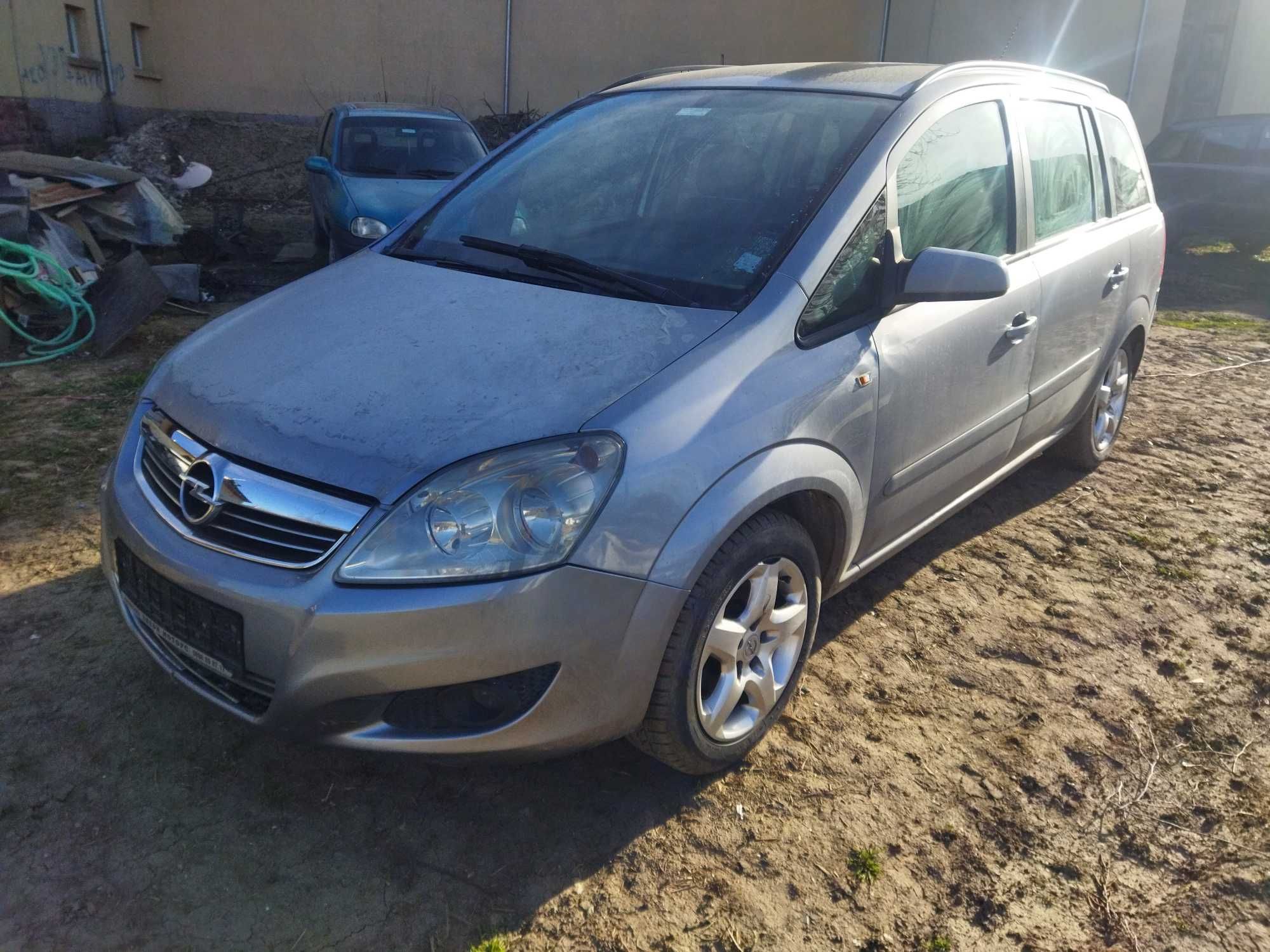 Opel Zafira 1.9cdti 6ск. ръчни -на части