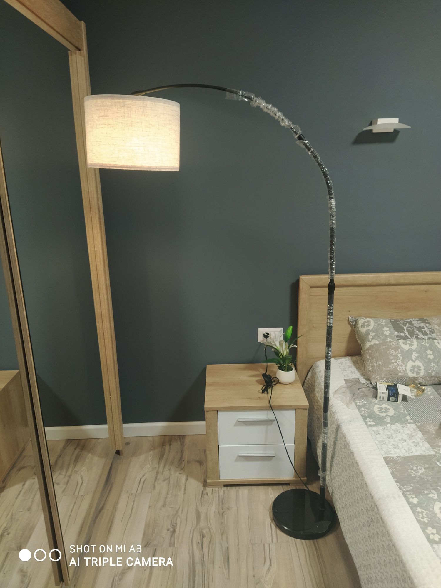 Lampadar de podea lampa