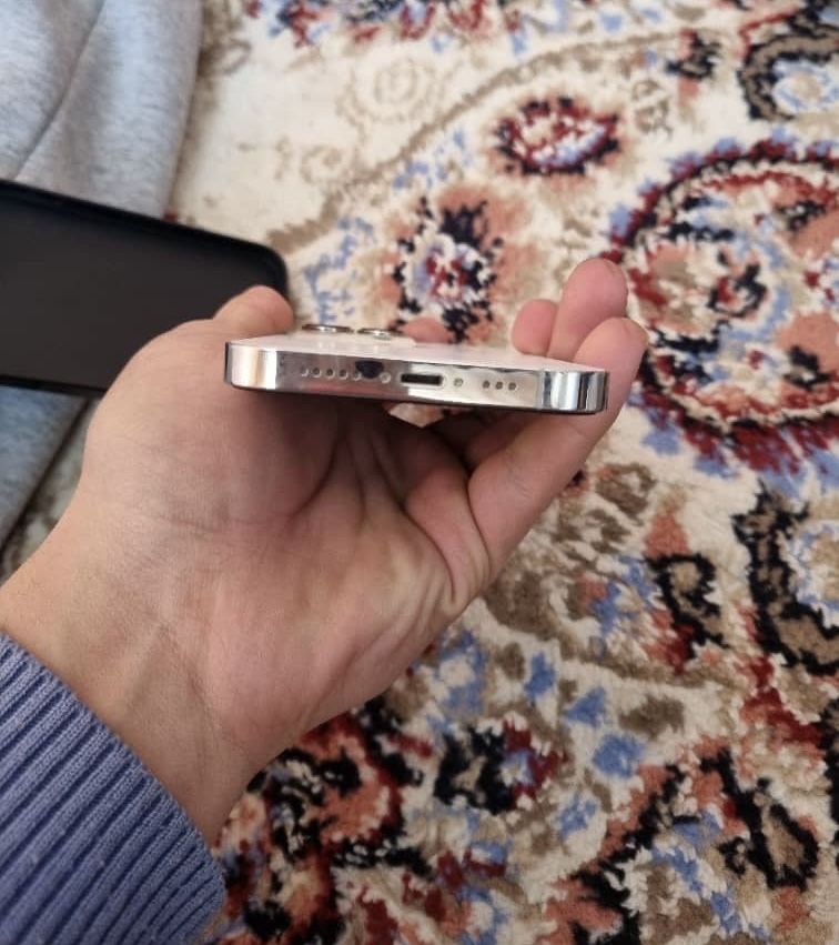 Iphone 13pro karobka dokument kelishamiz