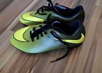 Pantofi sport Nike fotbal 38