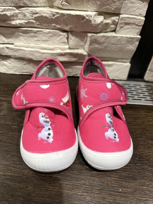 Пантофи размер 24 и 25