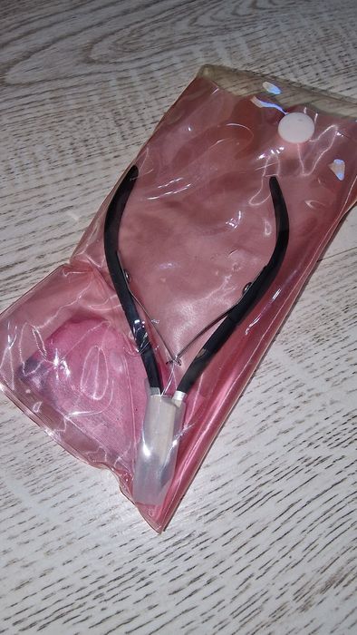 Se vând produse de unghii