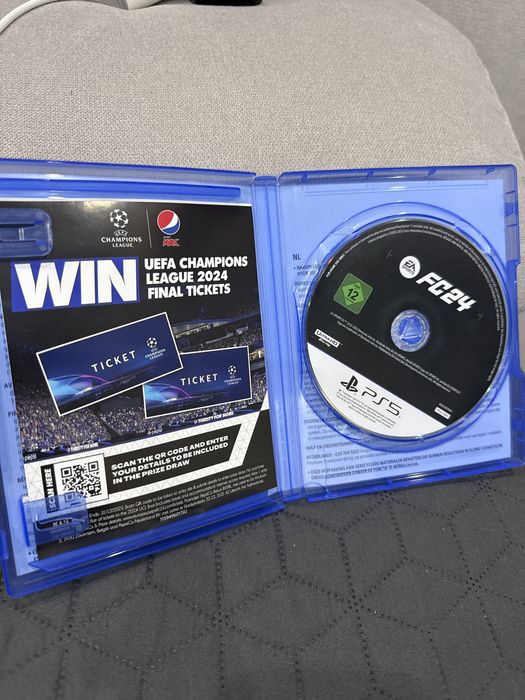 Продавам FC24 за PS5