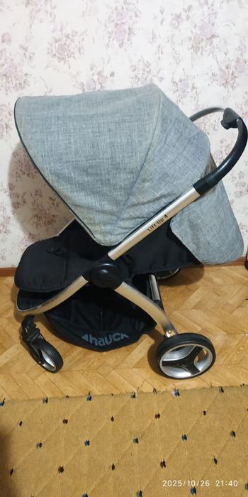 Продам детскую коляску