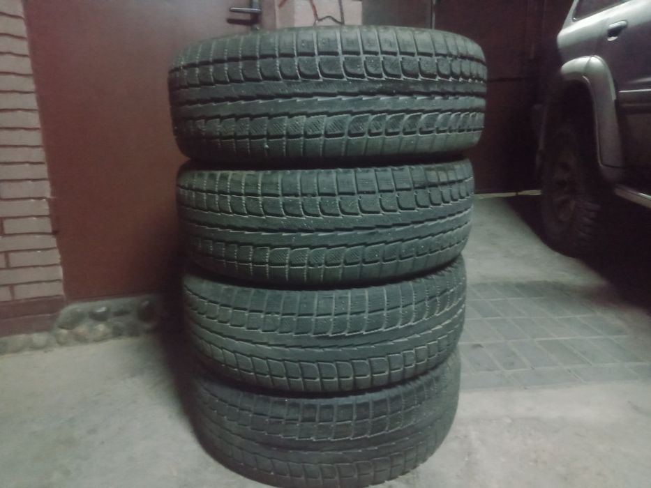 Продам Резину Б/У