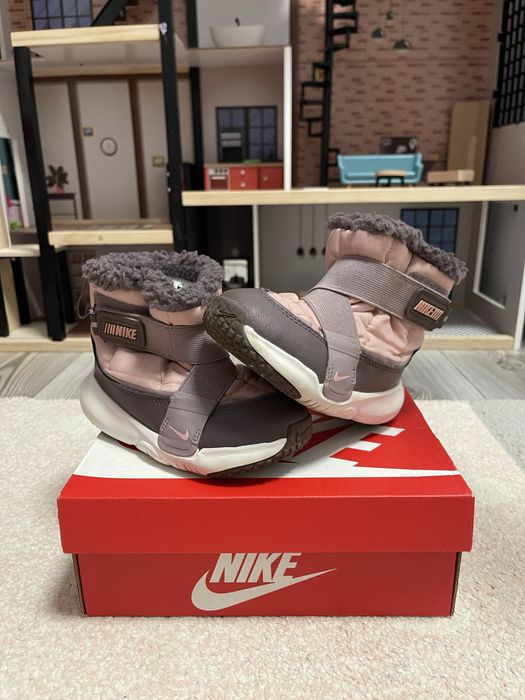 Cizme copii Nike marimea 26