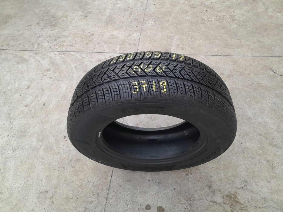 O anvelopa noua de iarna 235 65 17 pirelli scorpion winter