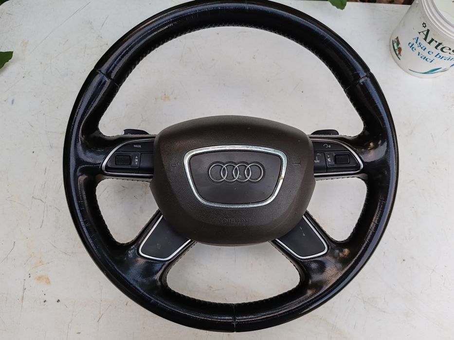 Volan Audi A3 cu padele