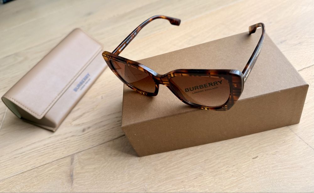 Ochelari de soare Burberry Tamsin Originali