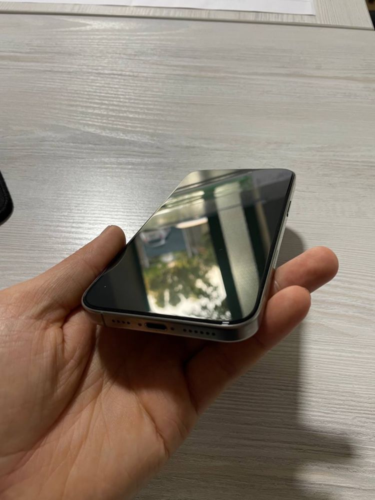 Iphone 16 pro Max 256 natural titan