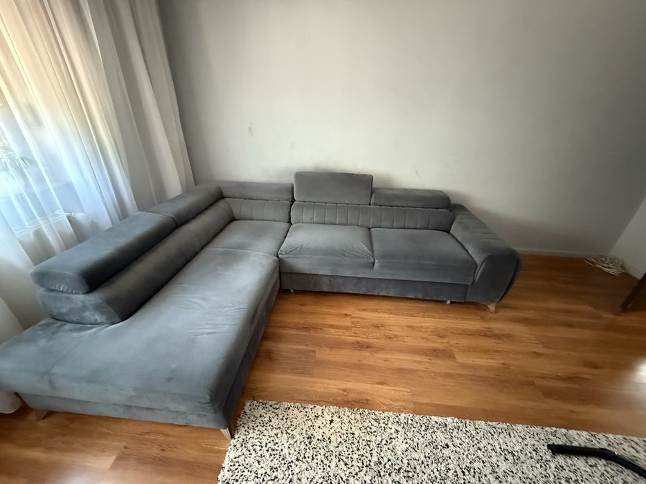 Colțar extensibil , cu ladǎ depozitare, dimensiune 270*196