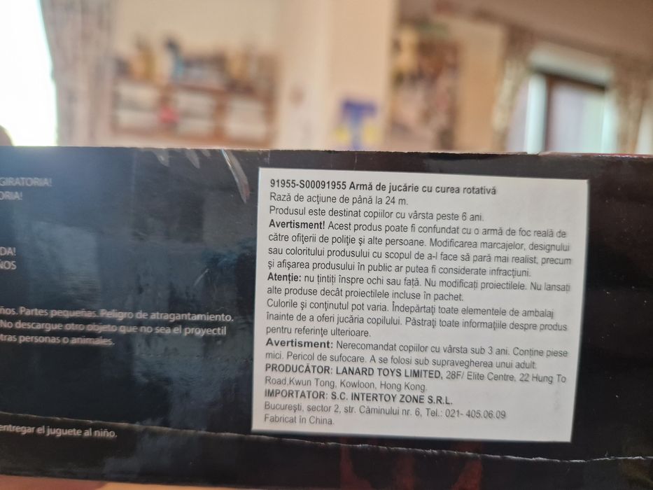 Idee cadou: Pusca cu luneta si 18 sageti din burete,similar Nerf