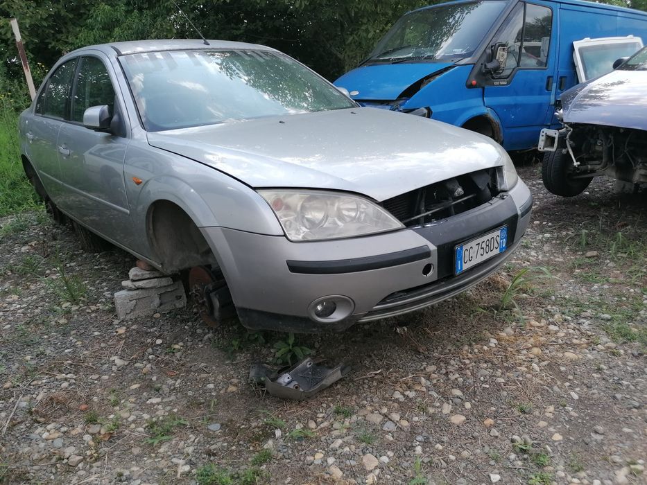 Bara fata aripa capota far usa trager Ford Mondeo, bara Ford Mondeo