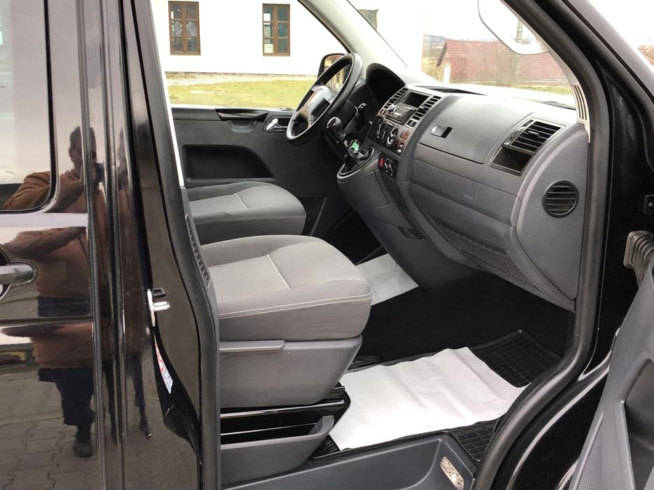 VW Transporter T5 Multivan an 2007 motor1.9 tdi 102cp clima computer