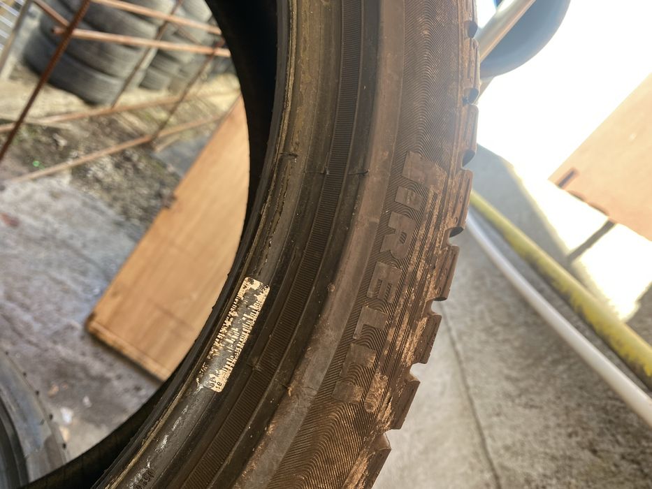 275/35/21 si 315/30/21 Pirelli
