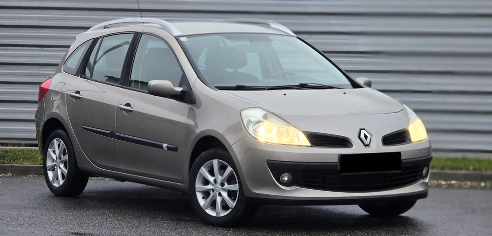 Renault Clio - an 2009, 1.5 Dci (Diesel)