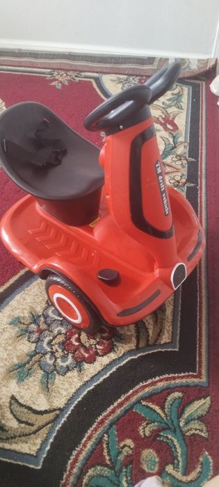 Электромобиль машинка