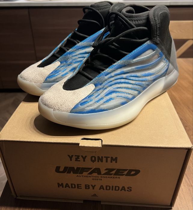 Yeezy QNTM Frozen Blue, 42