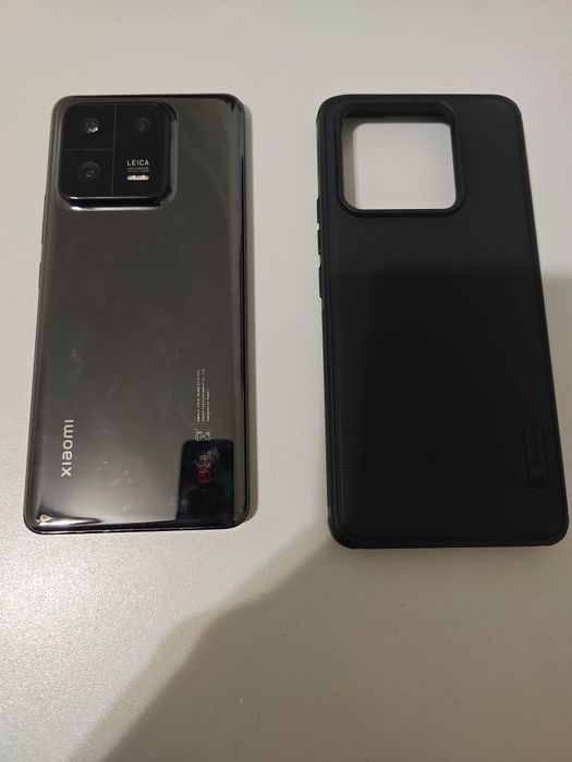 Продаю xiaomi 13 pro 12/512