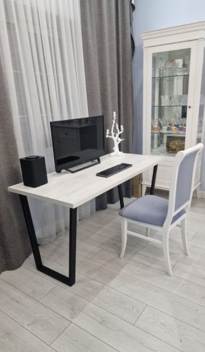 Компьютерный стол, письменный