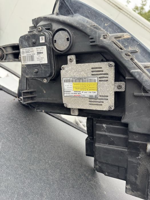 Bi-ксенонови фарове LED DRL  за VW Passat B7