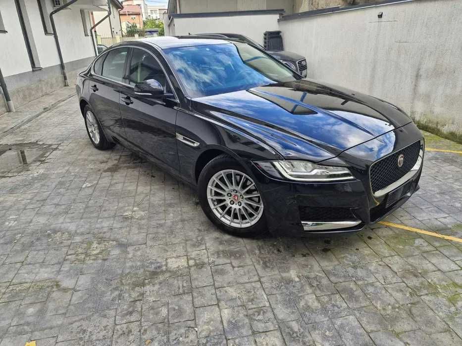 Jaguar XF 2.0D AWD | 2020 | Piele, LED, TVA Deductibil