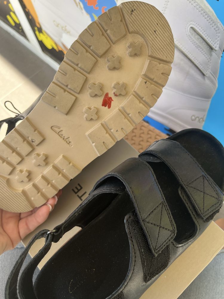 Сандали на Clarks