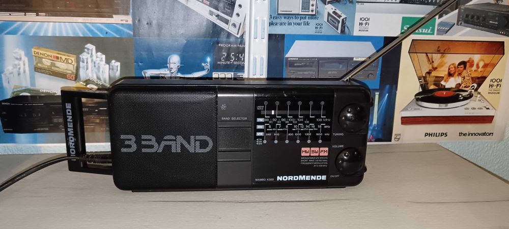 Radio de colectie Nordmende Mambo K300 (FM/MW/SW)