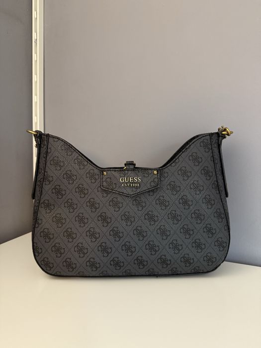 Чанта Guess оригинал