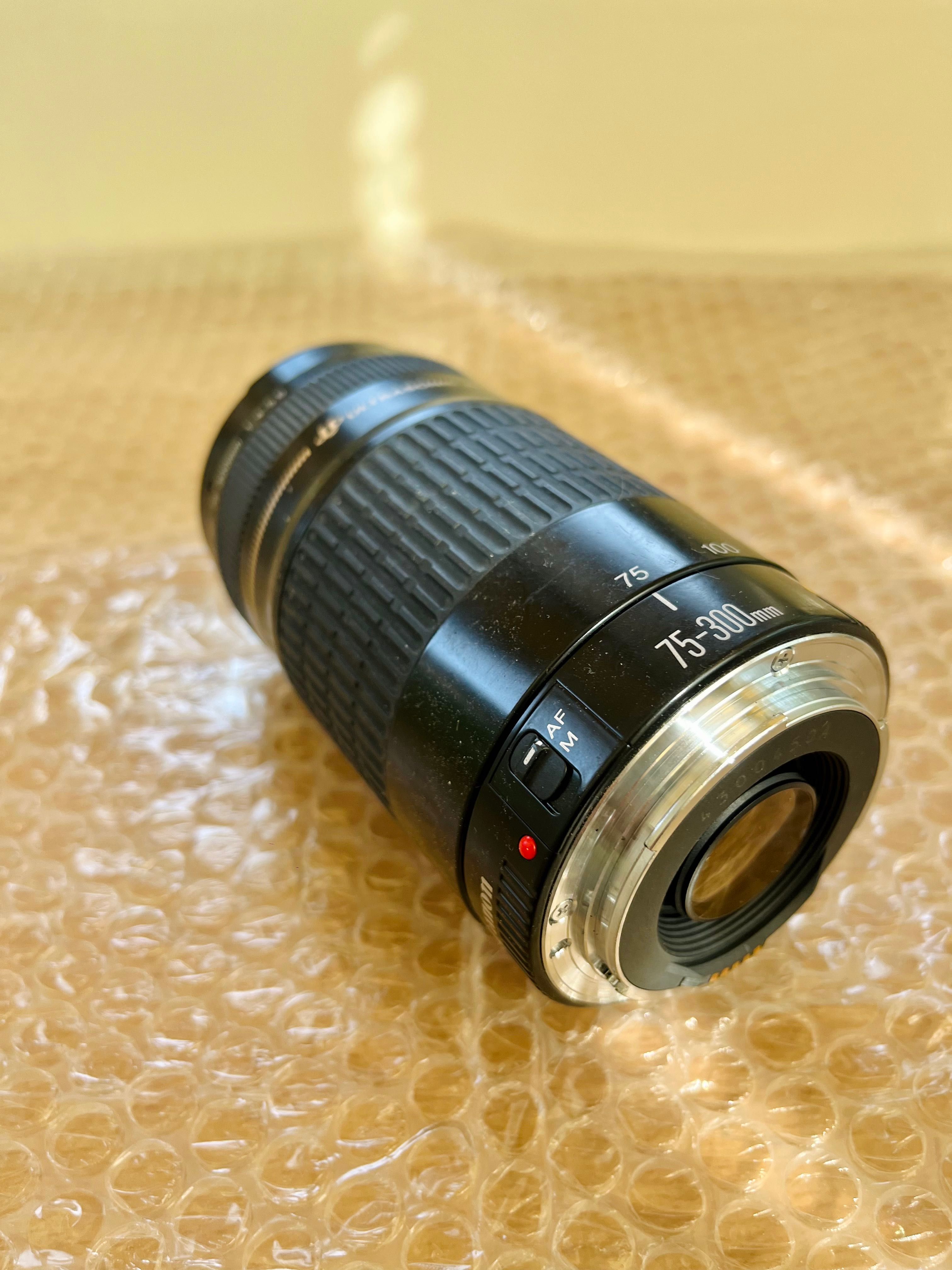 Obiectiv Canon EF 75-300mm