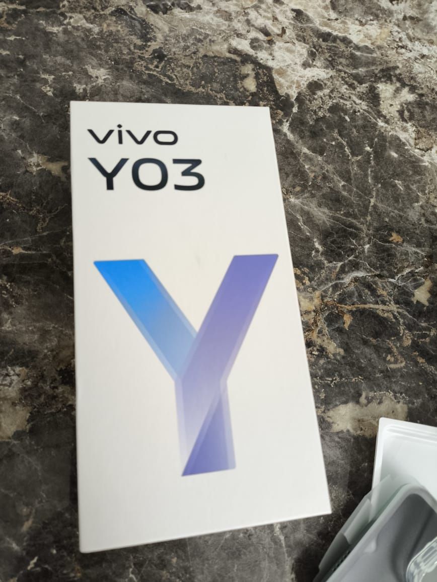 Телефон Vivo новый в коробке ни разу не использованный
