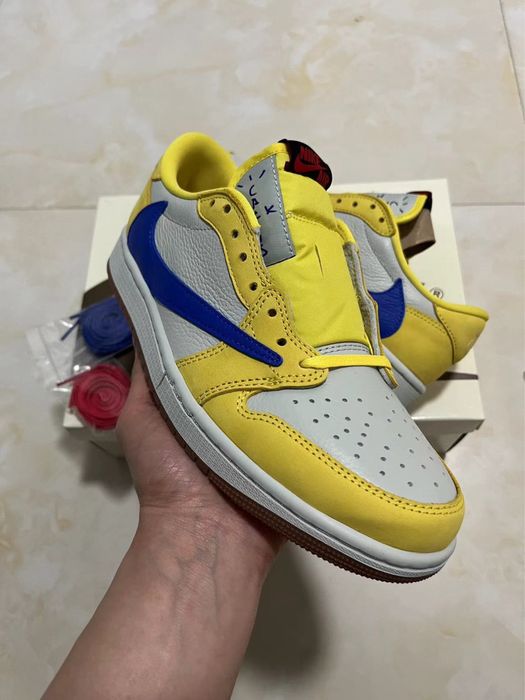 Air Jordan 1 Retro Low OG SP Travis Scott Canary