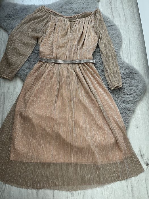 Rochie de zi roz pal