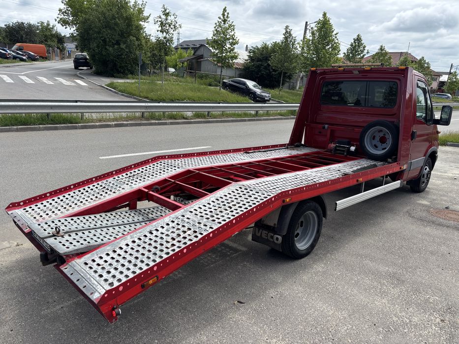 Autoplatforma Iveco Daily 2.8 6 trepte axa dubla