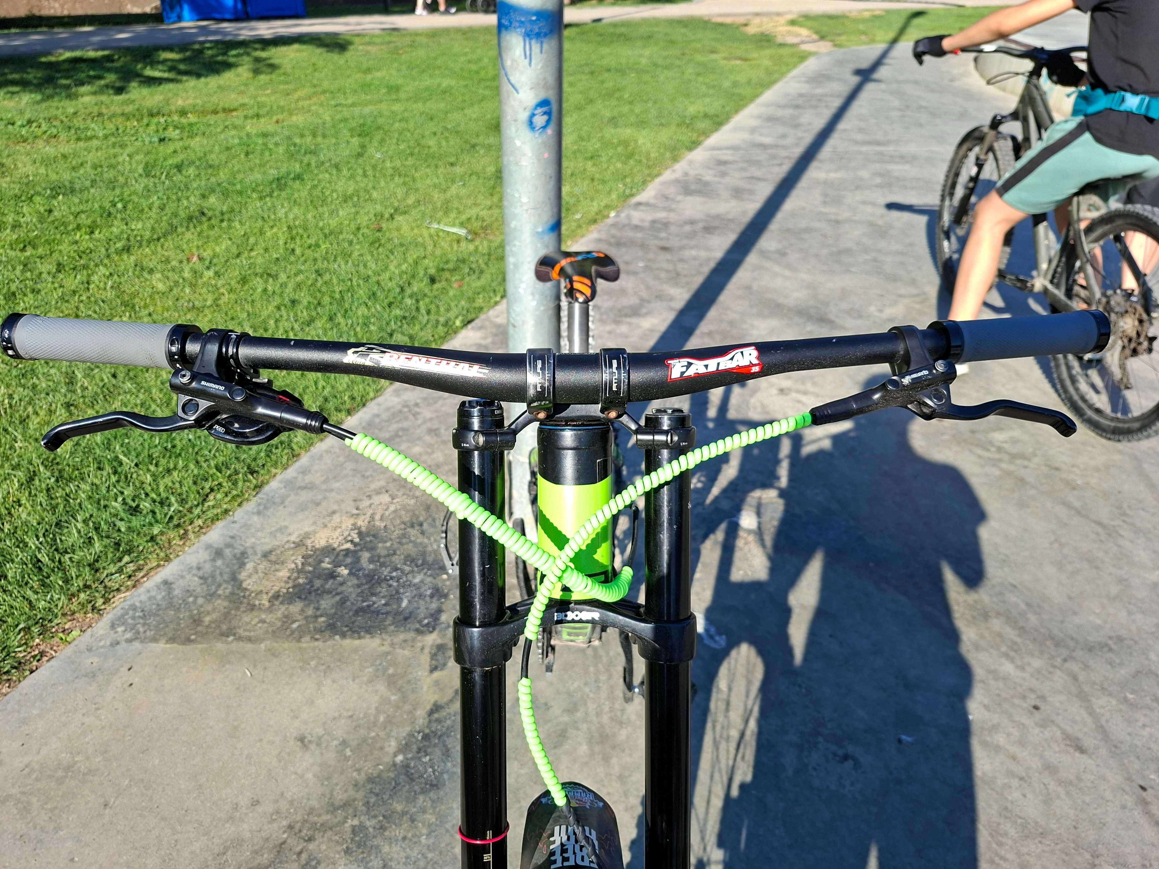 Продавам велосипед cube two 15. 27.5 L