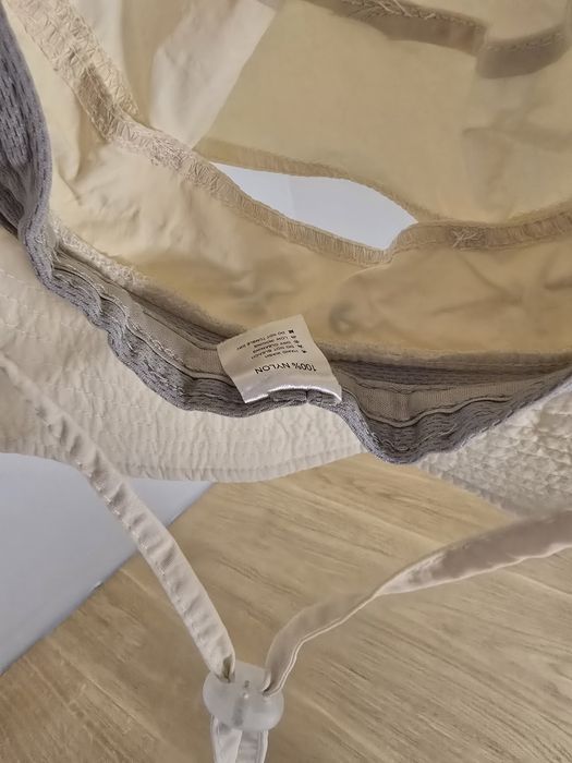 Дамска шапка за слънце