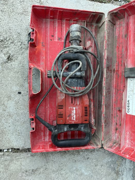 Къртач HILTI TE-905-AVR