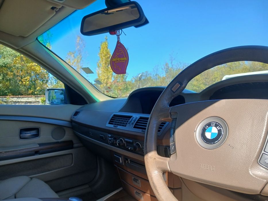 Bmw 745i 333kc на части
