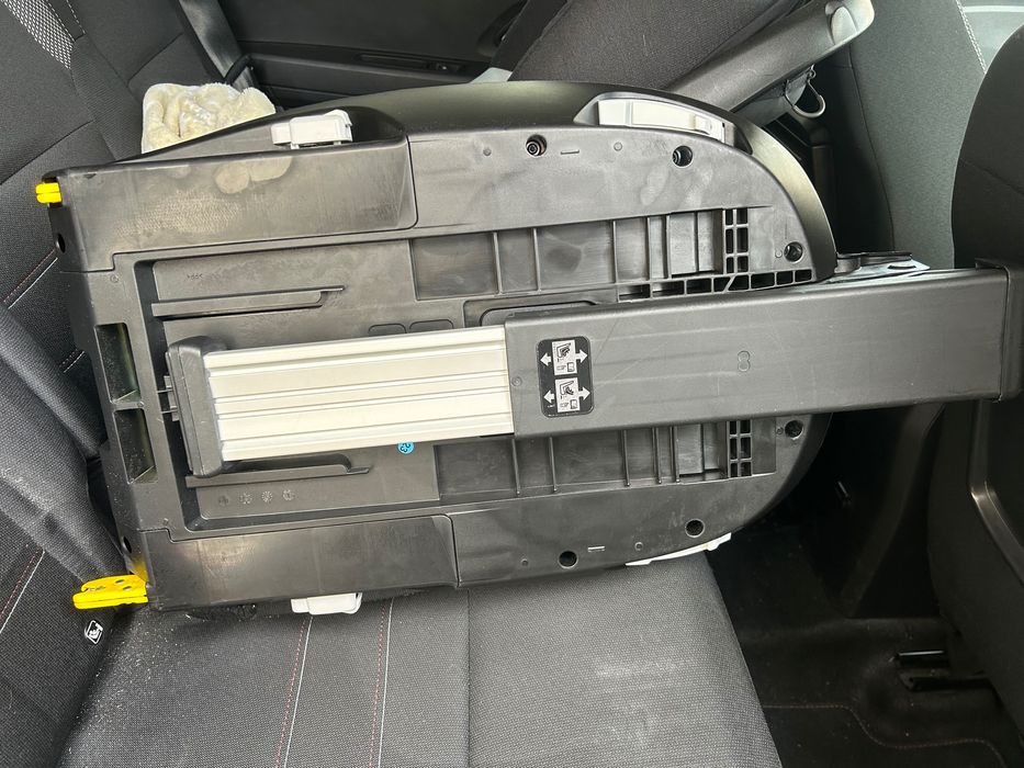 Isofix base / изофикс база MAXICOSI