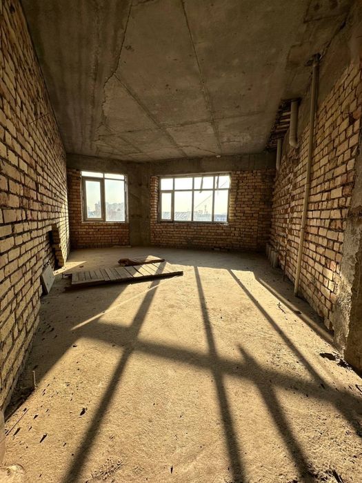 Продается квартира ( коробка) в доме Габус , вторая линия 4/8/8