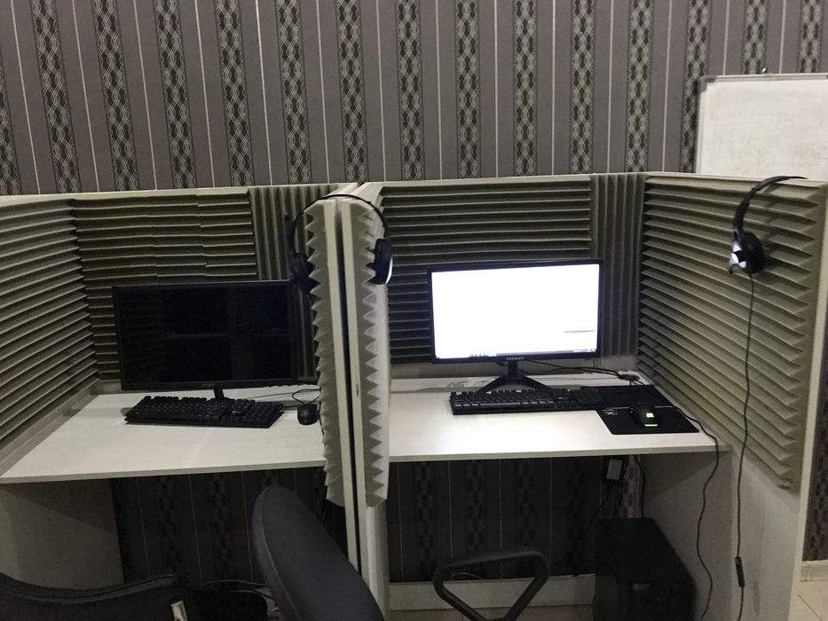 Call center uchun mebel sotiladi