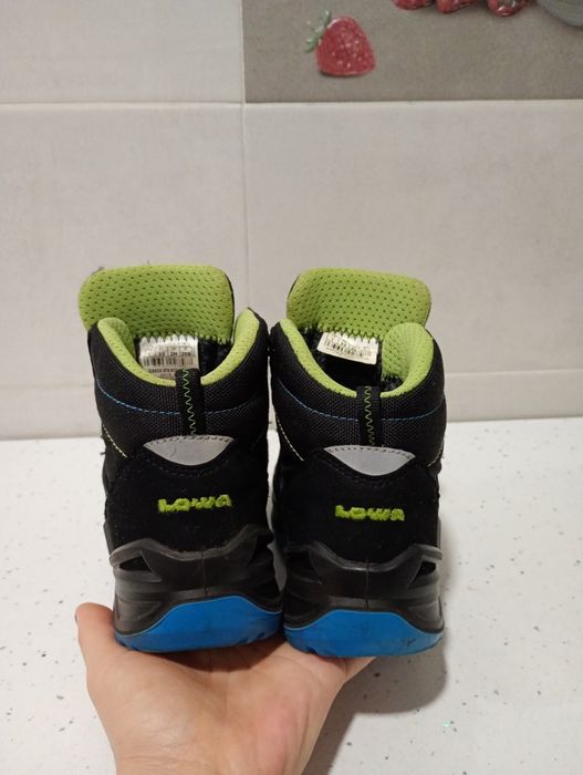 Ghete Lowa 33...