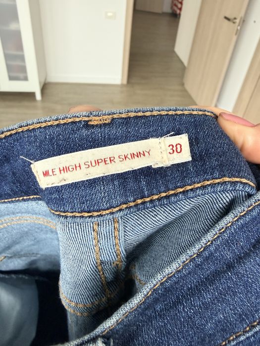 Blugi Levi’s Stare impecabila M-L