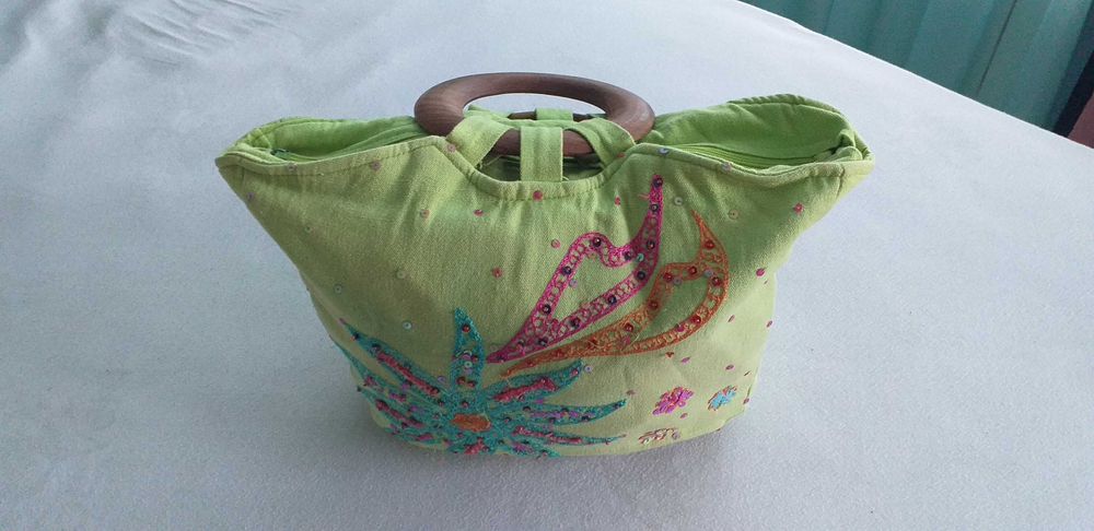 Дамски чанти различни модели 25-35лв.