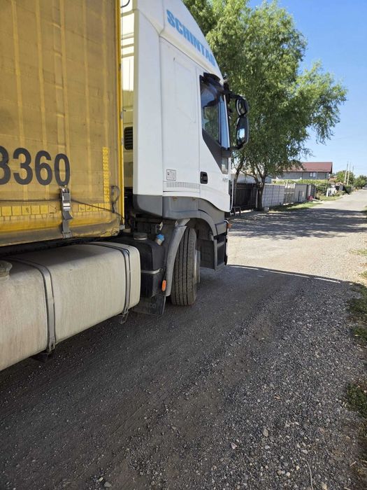 Vand ansamblu Iveco Stralis + semiremorca Scmitz
