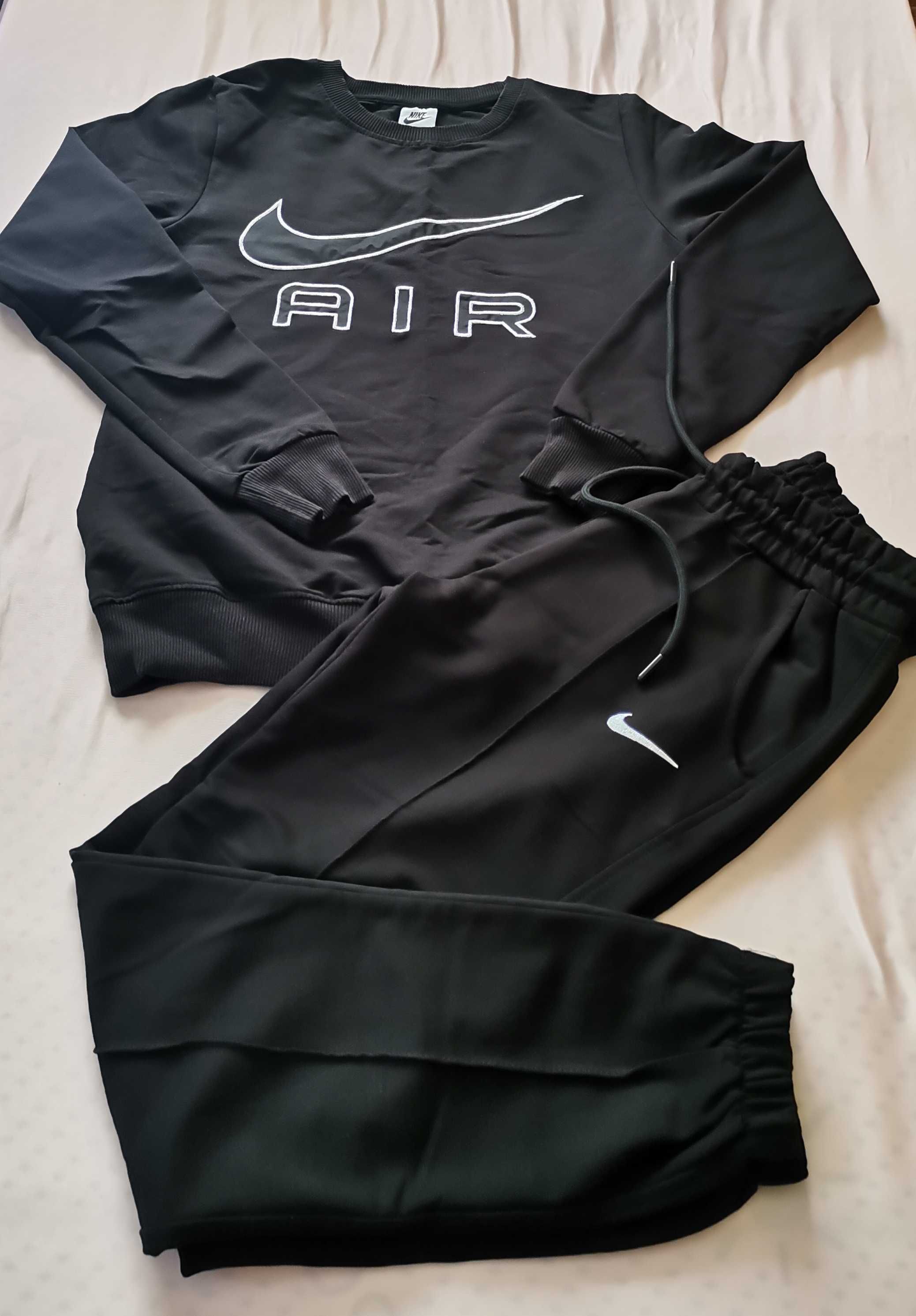 Яке Nike, комплекти Nike tech, комплекти Nike Дамски