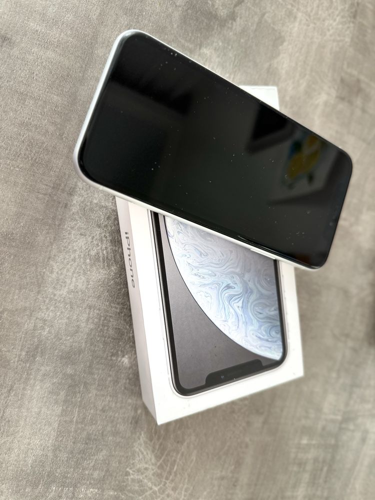 Смартфон apple iphone XR 64 GB white